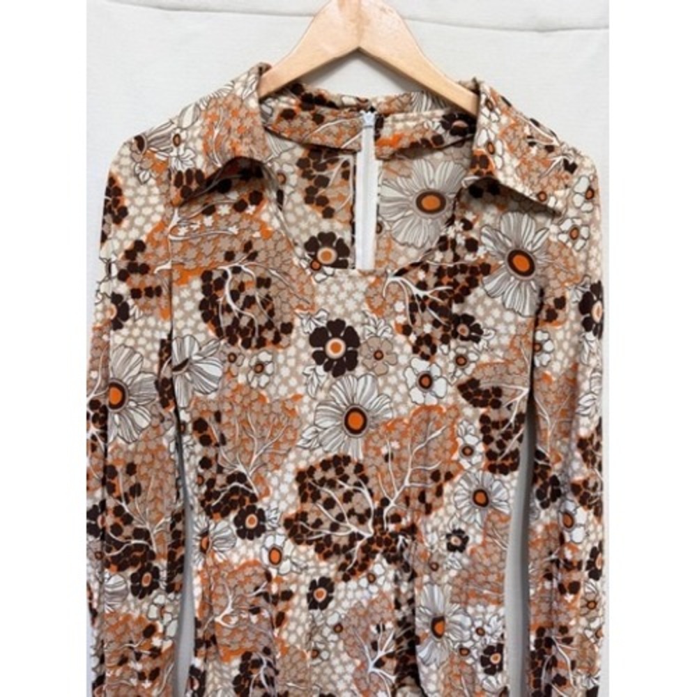 Vintage 70s Brown Orange Floral Dagger Collar Zip Back Top Small - Picture 2 of 5